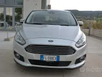 Usata Ford S-MAX Business Edition 150 CV (110 kW) 2017 Grigio Monovolume
