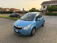 Usata Opel Agila 65 CV (47 kW) 2011 Blu Utilitaria