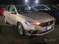 Usata Fiat Tipo Lounge 120 CV (88 kW) 2019 Marrone Station wagon