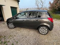 Usata Opel Corsa 85 CV (62 kW) 2012 Grigio Utilitaria