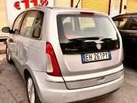 Usata Lancia Musa 95 CV (69 kW) 2011 Grigio Monovolume