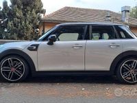 Usata Mini Cooper D Business 116 CV (85 kW) 2016 Bianco Utilitaria