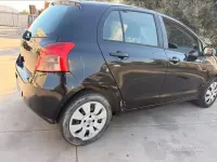 Usata Toyota Yaris 69 CV (50 kW) 2008 Nero Utilitaria