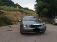 Usata Jaguar X-type 196 CV (144 kW) 2004 Grigio Berlina