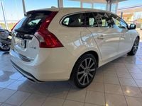 Usata Volvo V60 Summum 220 CV (161 kW) 2016 Bianco Station wagon