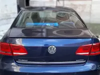 Usata VW Passat 105 CV (77 kW) 2014 Blu Berlina