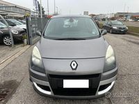 Usata Renault Scénic III Luxe 110 CV (80 kW) 2010 Grigio Monovolume