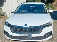 Usata Skoda Octavia 130 CV (95 kW) 2021 Bianco Station wagon