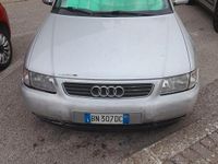 Usata Audi A3 90 CV (66 kW) 2000 Grigio Utilitaria
