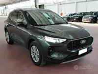Usata Ford Kuga Titanium 179 CV (131 kW) 2025 Magnetic grey SUV