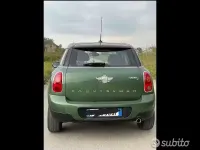 Usata Mini Countryman 111 CV (81 kW) 2016 Verde SUV
