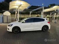 Usata Ford Focus 120 CV (88 kW) 2021 Bianco Berlina