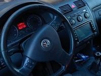 Usata VW Touran 140 CV (102 kW) 2004 Grigio Monovolume