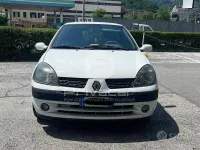 Usata Renault Clio 75 CV (55 kW) 2003 Bianco Utilitaria