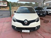 Usata Renault Captur 90 CV (66 kW) 2015 Beige SUV