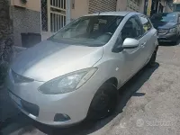 Usata Mazda 2 68 CV (50 kW) 2008 Grigio Utilitaria