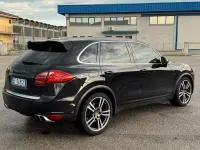 Usado Porsche Cayenne 245 CV (180 kW) 2011 Negro SUV