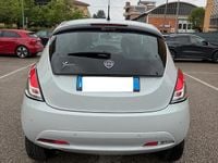Usata Lancia Ypsilon 84 CV (61 kW) 2016 Grigio Utilitaria