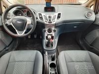 Usata Ford Fiesta Titanium 68 CV (50 kW) 2010 Blu Utilitaria
