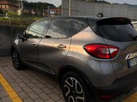 Usata Renault Captur 110 CV (80 kW) 2016 Grigio SUV