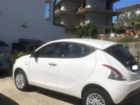 Usata Lancia Ypsilon 85 CV (62 kW) 2014 Bianco Utilitaria