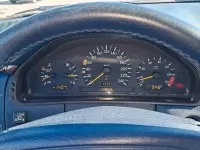 Usata Mercedes E200 Elegance 136 CV (100 kW) 1997 Grigio Berlina