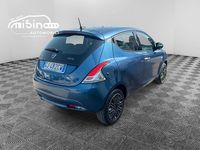 Usata Lancia Ypsilon Gold 69 CV (50 kW) 2022 Blu Utilitaria