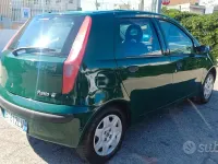 Usata Fiat Punto 60 CV (44 kW) 2002 Verde Utilitaria