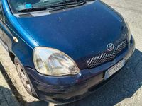 Usata Toyota Yaris Sol 87 CV (63 kW) 2003 Blu Berlina