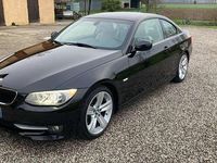 Usata BMW 320 184 CV (135 kW) 2012 Nero Coupé