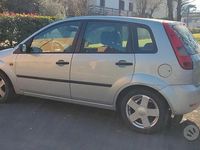 Usata Ford Fiesta Ghia 2003 Utilitaria