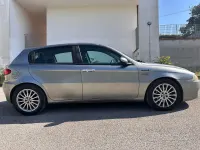 Usata Alfa Romeo 147 120 CV (88 kW) 2007 Giallo Utilitaria