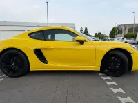 Usata Porsche 718 Cayman Edition 299 CV (219 kW) 2018 Giallo Coupé