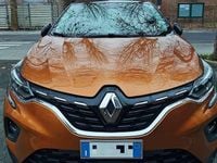 Usata Renault Captur Intens 94 CV (69 kW) 2021 Arancione SUV