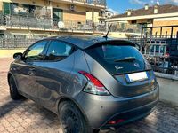 Usata Lancia Ypsilon 80 CV (58 kW) 2020 Grigio Utilitaria