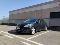 Usata Peugeot 208 Active 68 CV (50 kW) 2018 Blu/azzurro Utilitaria