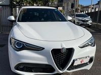 Usata Alfa Romeo Stelvio Veloce 209 CV (153 kW) 2020 Bianco SUV