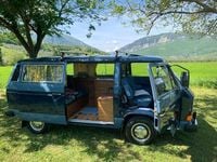 Begagnad VW T3 54 HK (39 kW) 1983 Blå Van