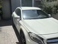 Usata Mercedes GLA200 136 CV (100 kW) 2015 Bianco SUV