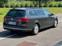 Usata VW Passat Comfortline 105 CV (77 kW) 2011 Grigio Station wagon