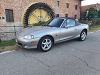 Usata Mazda MX5 110 CV (80 kW) 2001 Gray Cabrio