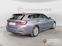 Usata BMW 318 Efficient Dynamics 150 CV (110 kW) 2023 Grigio intermedio metallizzato Station wagon