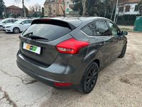 Usata Ford Focus Titanium 120 CV (88 kW) 2016 Grigio Berlina