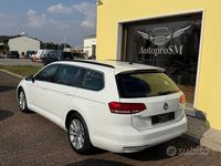 Usata VW Passat 150 CV (110 kW) 2019 Bianco Station wagon