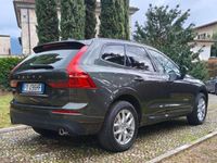 Usata Volvo XC60 Momentum 303 CV (222 kW) 2019 Verde SUV