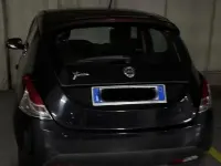 Usata Lancia Ypsilon 69 CV (50 kW) 2018 Nero Utilitaria