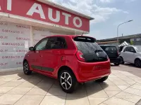 Usata Renault Twingo LIMITED 69 CV (50 kW) 2020 Rosso Utilitaria
