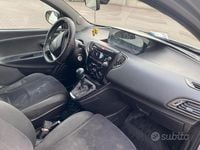 Usata Lancia Ypsilon 60 CV (44 kW) 2011 Grigio Utilitaria