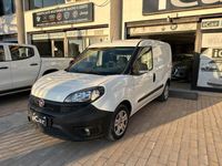 Usata Fiat Doblò Lounge 95 CV (69 kW) 2020 Bianco Monovolume
