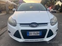 Usata Ford Focus Titanium 95 CV (69 kW) 2011 Bianco Station wagon